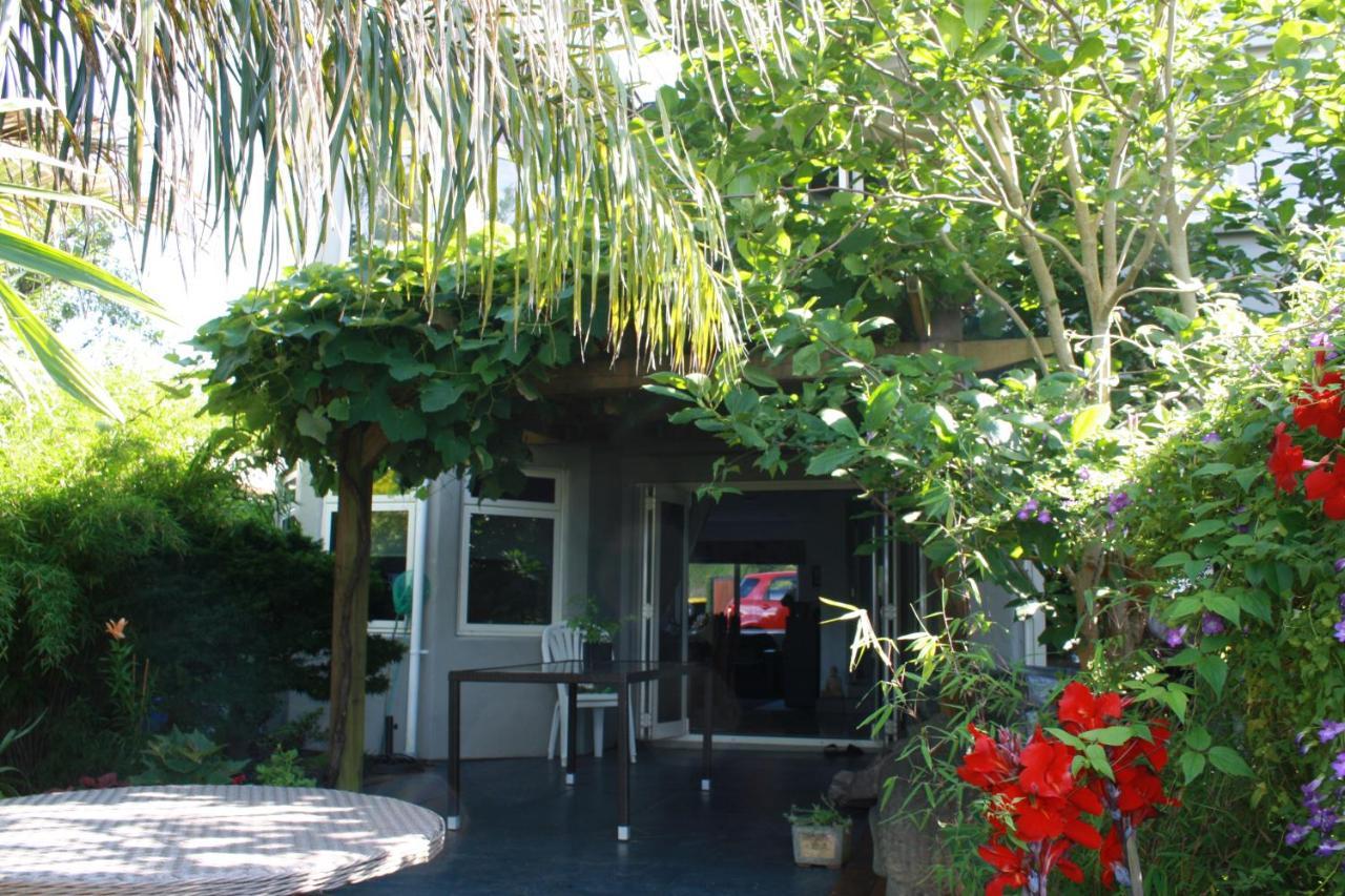 The Beach House Bed And Breakfast Maungatapu Exterior foto
